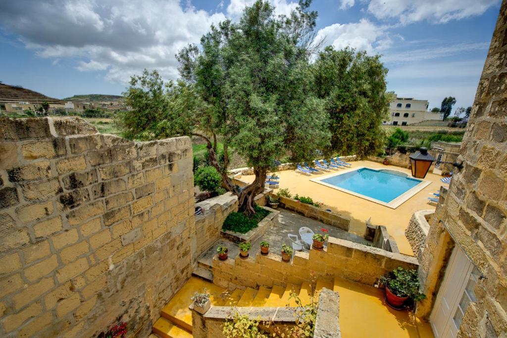 Razzett Ghasri Villa ภายนอก รูปภาพ